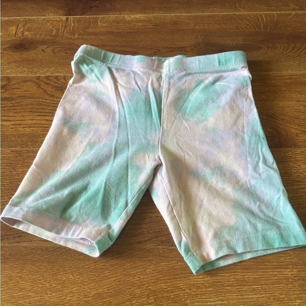 Wonder Nation tie-dye bike Shorts in size M